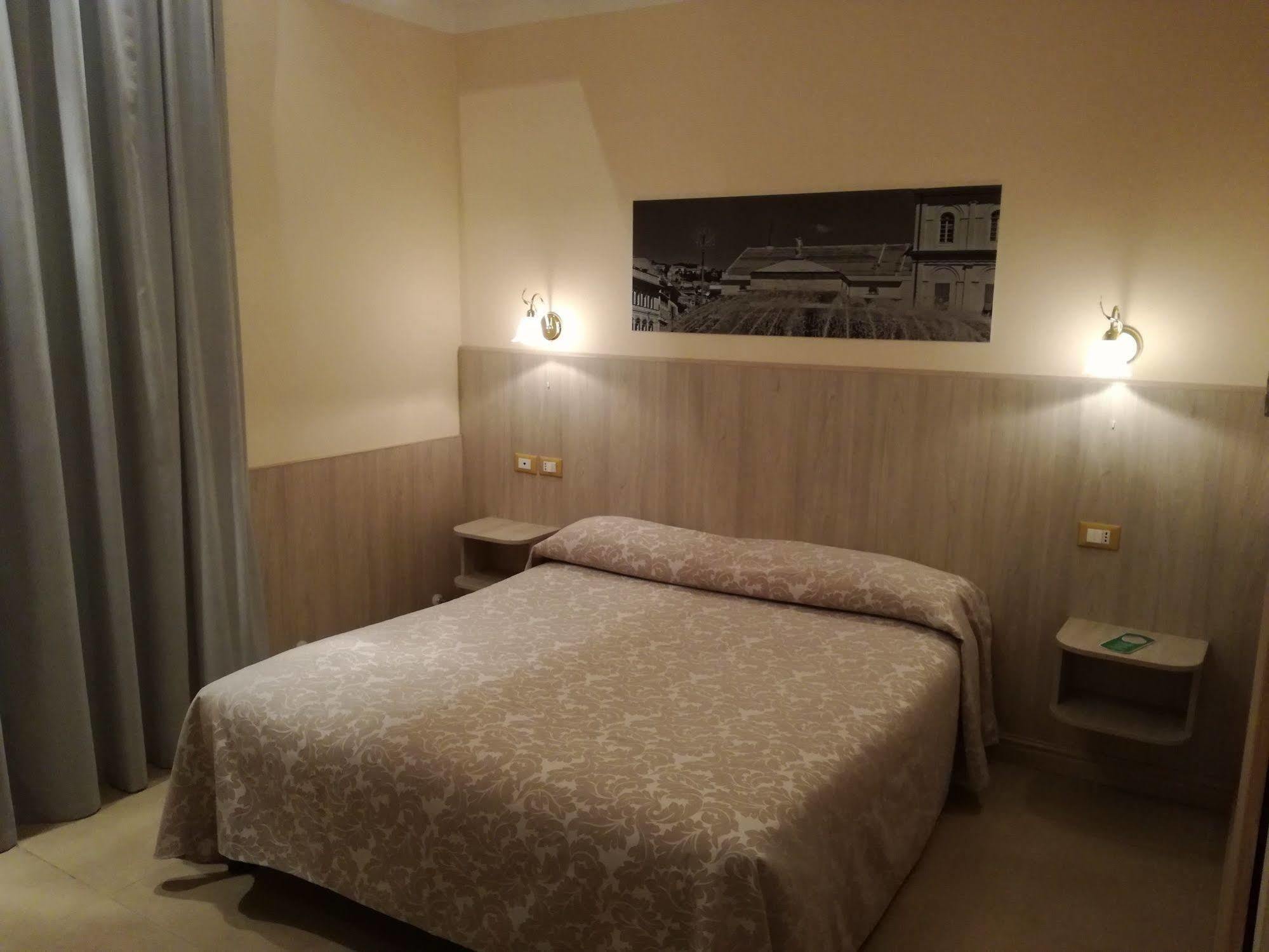 Hotel Cantore ジェノヴァ エクステリア 写真